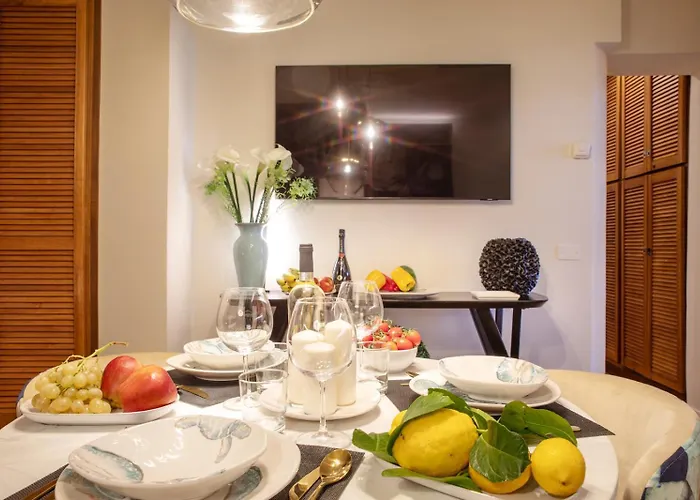 Fronte Mare Esclusivo In Centro, 20m * Viareggio