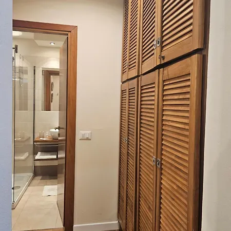 Burlamacca Apartment *