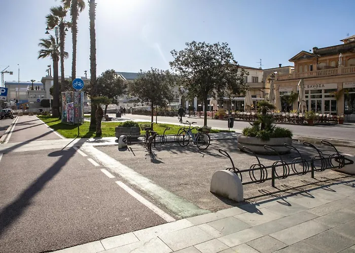 Viareggio Centro Esclusivo Appartamento Fronte Spiaggia