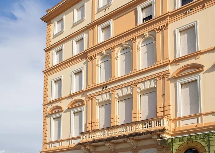 Fronte Mare Viareggio Appartamento Esclusivo In Centro, 20M Spiaggia Viareggio