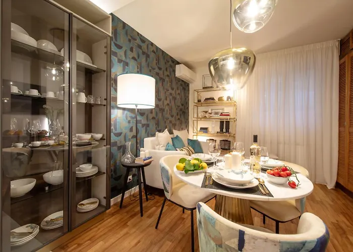 Fronte Mare Viareggio Appartamento Esclusivo In Centro, 20M Spiaggia Apartment *